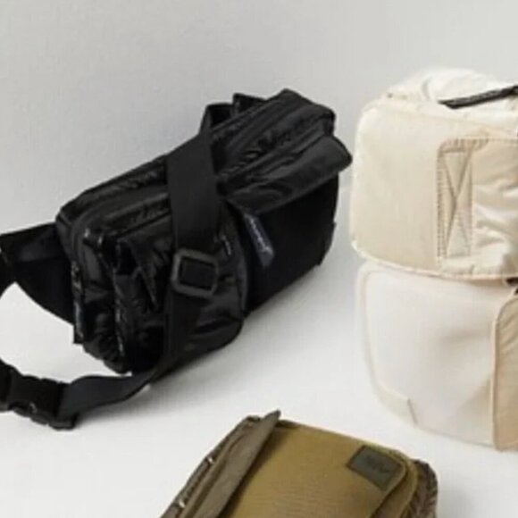 Free People NW(partial)T Courtside Cargo Sling Crossbody Belt Bag in Gloss Black - Picture 4 of 8